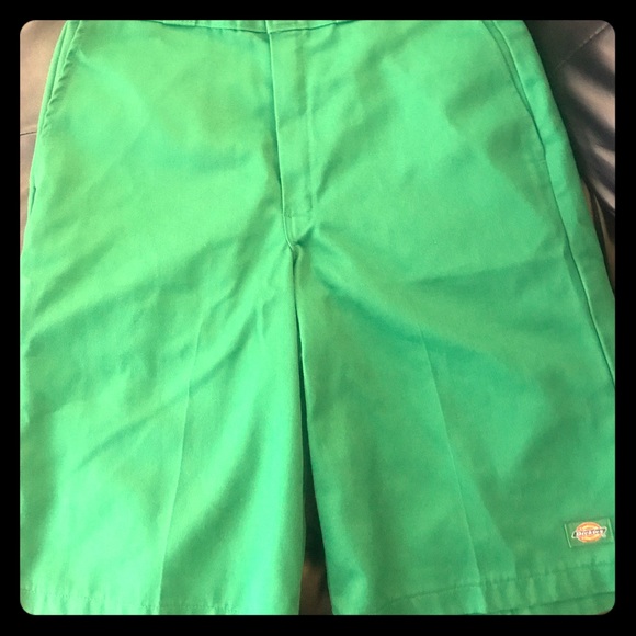 Kelly green dickies shorts sale